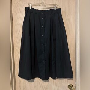Vintage Karen Scott Black Button Front A Line Midi Skirt size  (has pockets!)